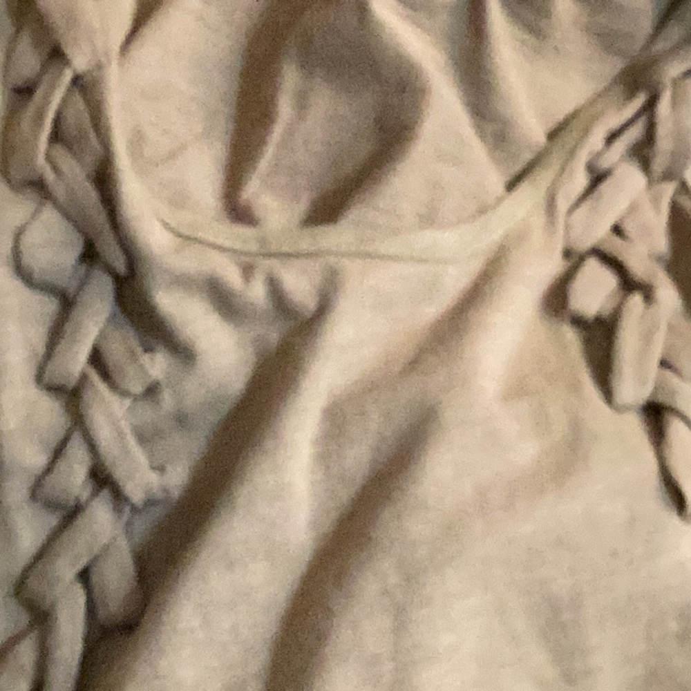 OLIVE GREEN KNOt